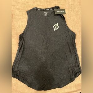 Peloton Lurex scoop muscle tank size M